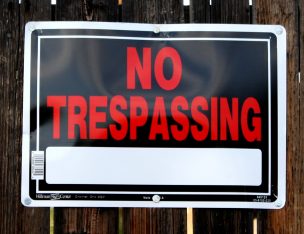 Can a No Trespassing Sign Keep Police Away?