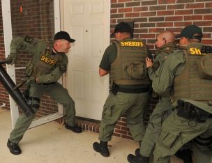 Can "No Trespass" Signs Keep You Out of Jail?
