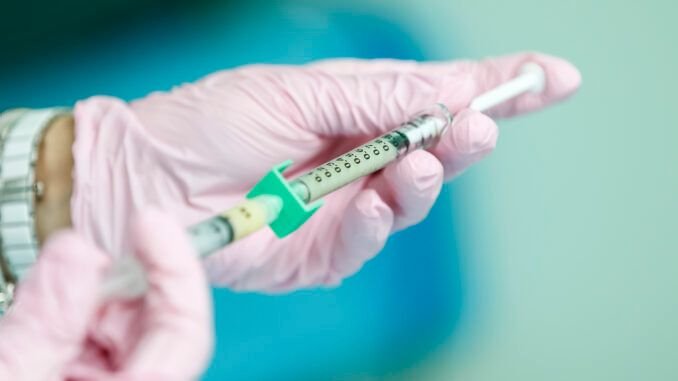 Federal Government to Require COVID-19 Vaccines or Testing For Companies with Over 100 Employees